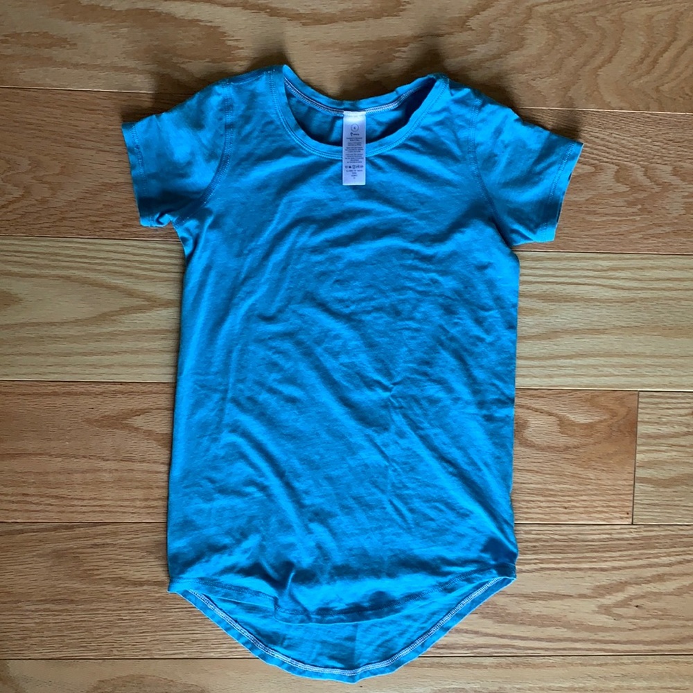 Ivivva tshirt, great color teal blue (lululemon)